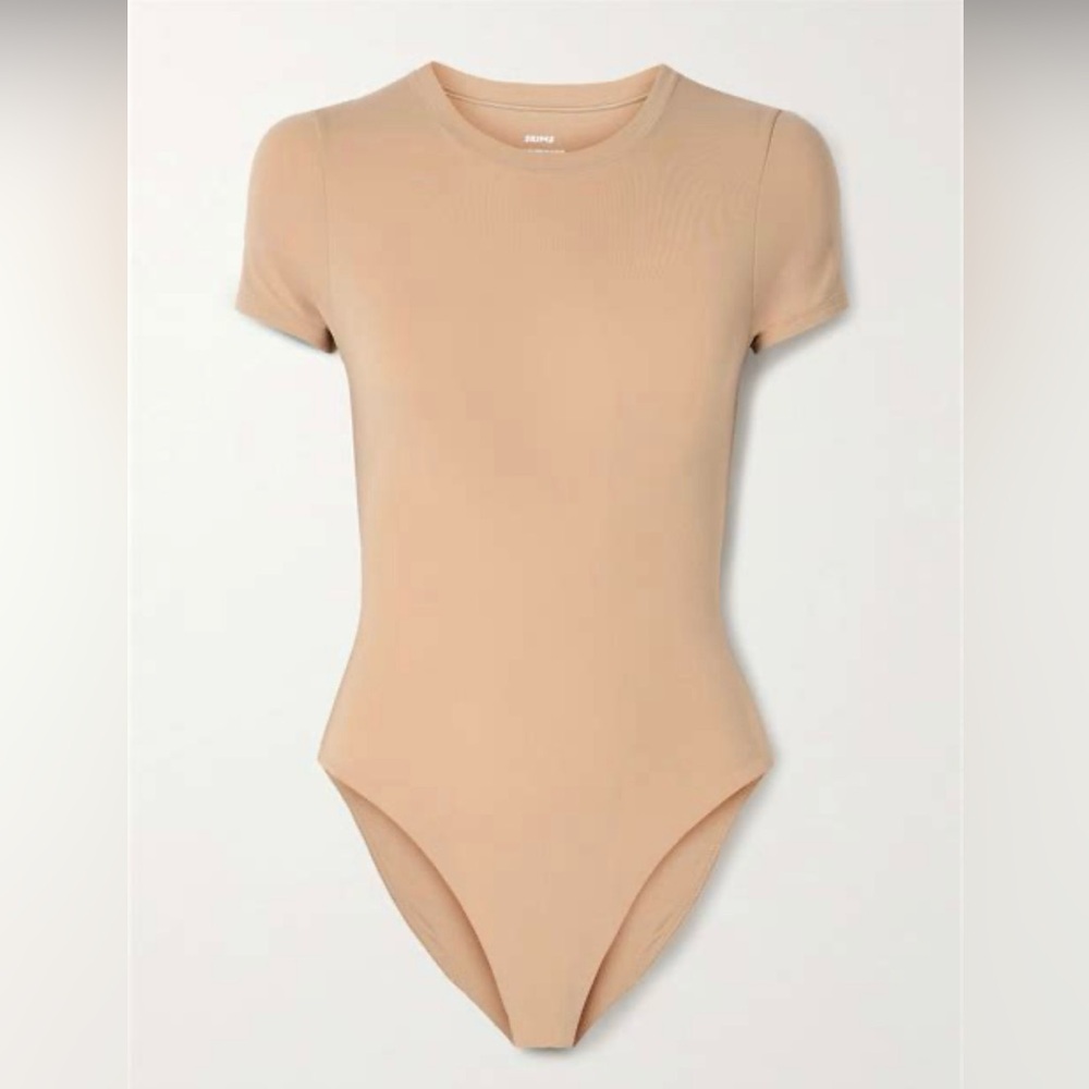 Nude SKIMS T-Shirt Bodysuit - Fits Everyone, Clay - S